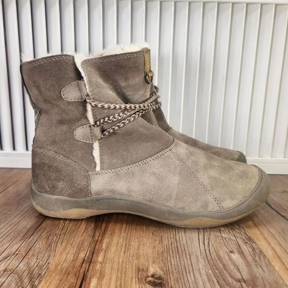 Eddie Bauer Hydra Stone Womens Size 8.5 M Taupe Suede Faux Fur Lined Ankle Boots